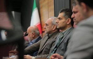 گرشاسبی: تعطیلات لیگ به سود فولاد است/ کادرفنی تیم ملی بازی‌های فولاد را ببیند