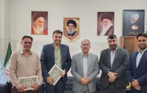 تجلیل از حسن عامری مسئول رسانه و روابط عمومی دادسرای عمومی و انقلاب مرکز خوزستان