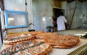 ظرفیت تولید روزانه ۲ میلیون قرص نان در خوزستان تأمین شد