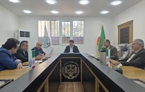پیگیری مطالبات صنفی کارشناسان دادگستری در نشست هم اندیشی هیات مدیره مرکز کارشناسان دادگستری خوزستان با معاون فناوری اطلاعات و برنامه ریزی دادگستری / از پیگیری اصلاح سامانه‌ ابلاغ دادگستری تا توزیع عادلانه کار و رعایت تعرفه جدید دستمزد کارشناسی
